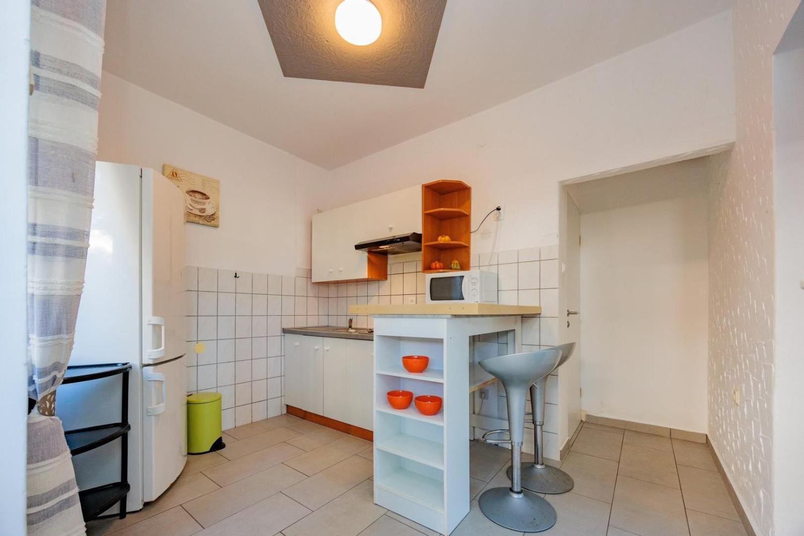 זאדאר Crowonder Lucky Holiday House With Pool And Patio 30 Meters From The Beach מראה חיצוני תמונה