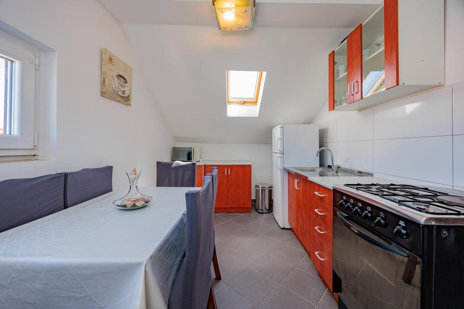 זאדאר Crowonder Lucky Holiday House With Pool And Patio 30 Meters From The Beach מראה חיצוני תמונה