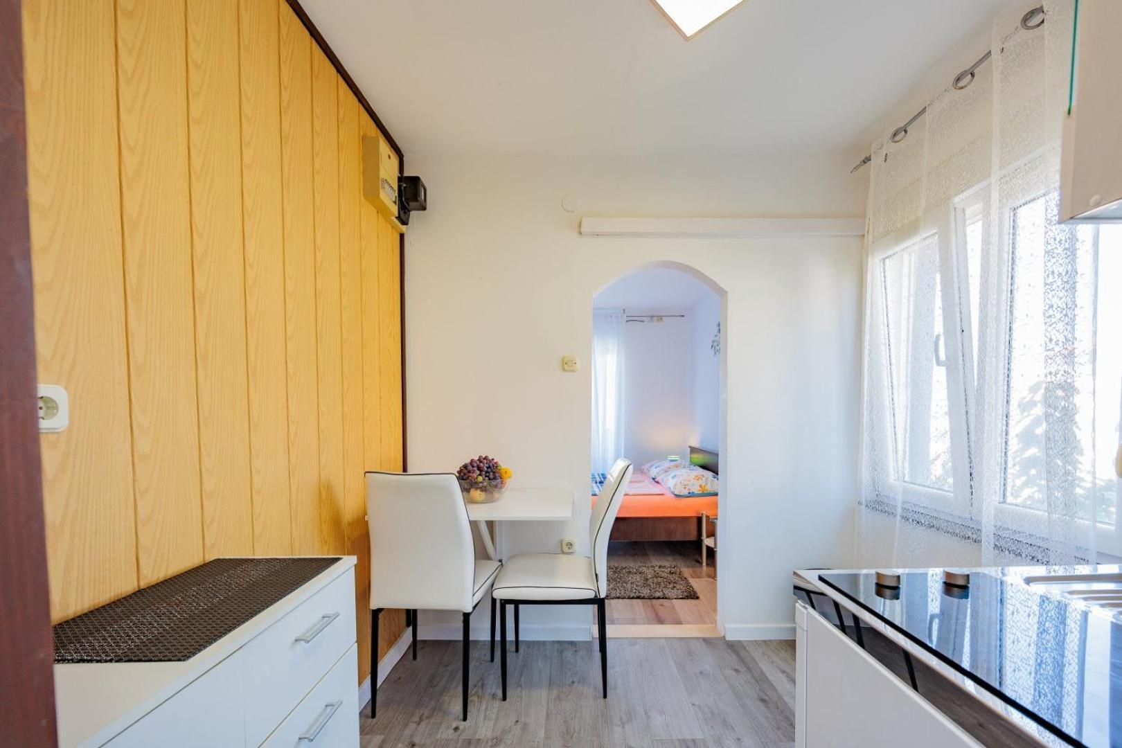 זאדאר Crowonder Lucky Holiday House With Pool And Patio 30 Meters From The Beach מראה חיצוני תמונה